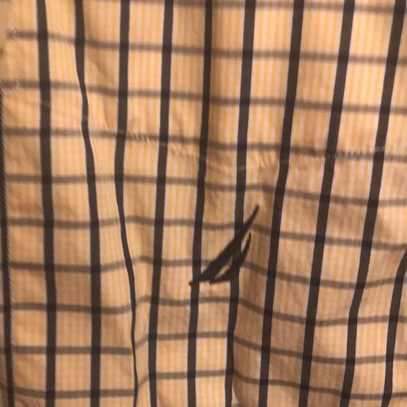 Nautica men’s button down shirt new without tags - Picture 2 of 3